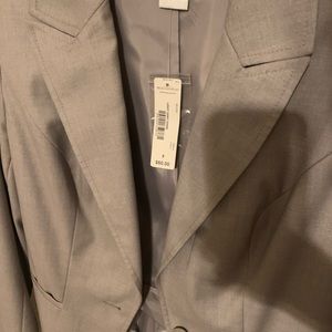 2-piece Gray pant suite, size 8. Brand new with tags